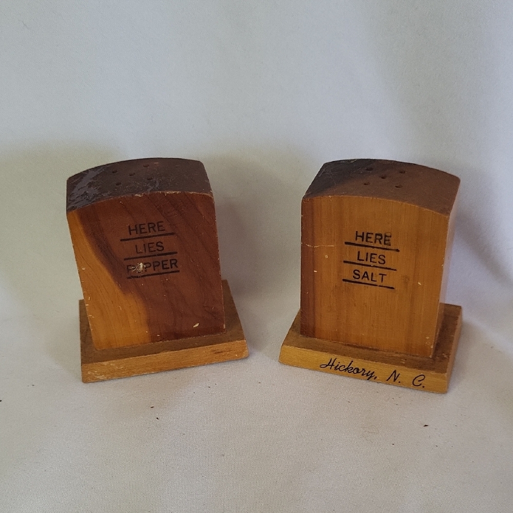 Vintage Tombstone Salt Pepper Shakers Hickory North Carolina Merch